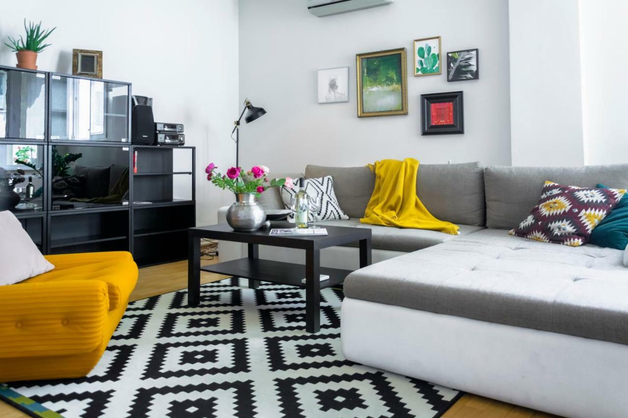 Pollock Apartment In Old Town Братислава Екстер'єр фото